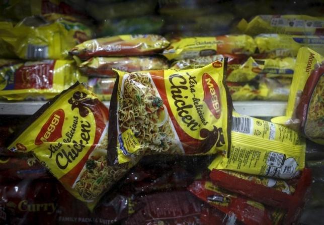 Packets of Nestle's Maggi instant noodles are seen on display at a grocery store in  Mumbai, India, June 3, 2015. REUTERS/Danish Siddiqui
